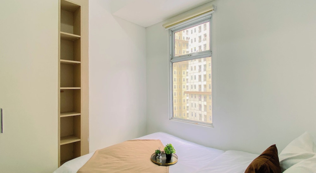 Compact White 2Br Near Rawa Buaya Station At Vittoria Residence, Book Apartment Jakarta Jakarta Province