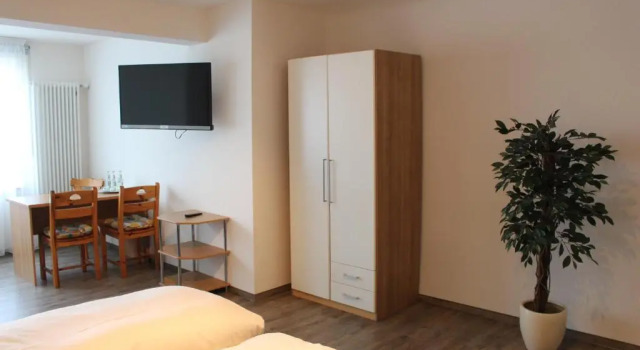 Pension Brunnenhof, Prenota Hotel Roetgen Eifel