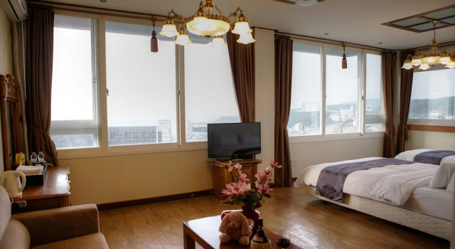 Incheon Cherbourg Tourist Hotel, Prenota Hotel Hotel a Gyeonggi-do con parcheggio, Parcheggio