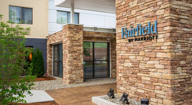 Fairfield Inn & Suites Raynham Middleborough/Plymouth, Book Hotel Middleborough Massachusetts