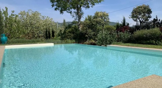 Casale Riviera, Buchen Sie Hotel Hotels in Calvagese della Riviera mit Pool, Schwimmbad