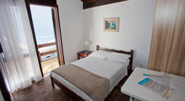 Двухместный номер Standard с балконом Beach House Floripa