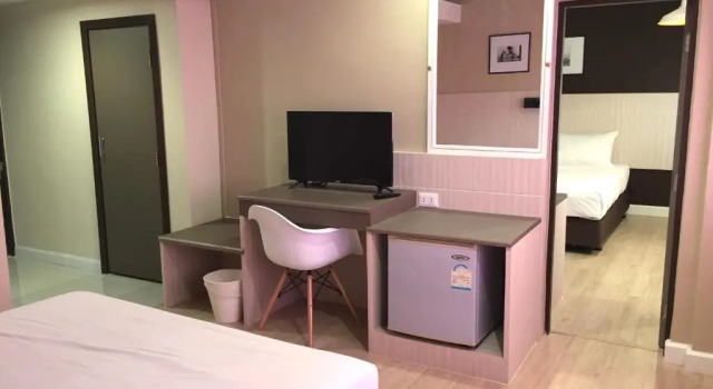 Семейный номер Superior Srivichai Hotel