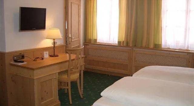 Gasthof & Hotel Jägerwirt, Reservar Hotel Egling 