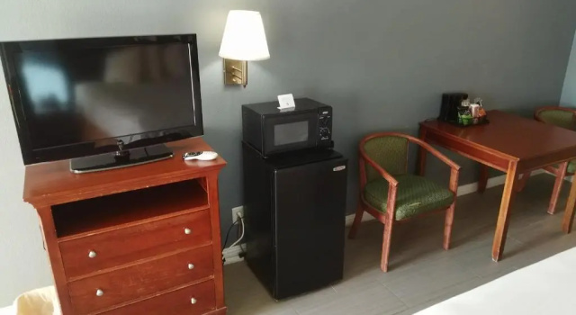 Четырёхместный номер Standard Rio Del Sol Inn Needles