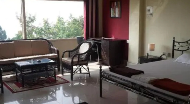 The Riverside Lodge