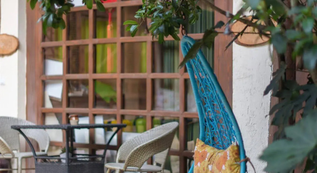 Blossom Hill Inn - Lotusland
