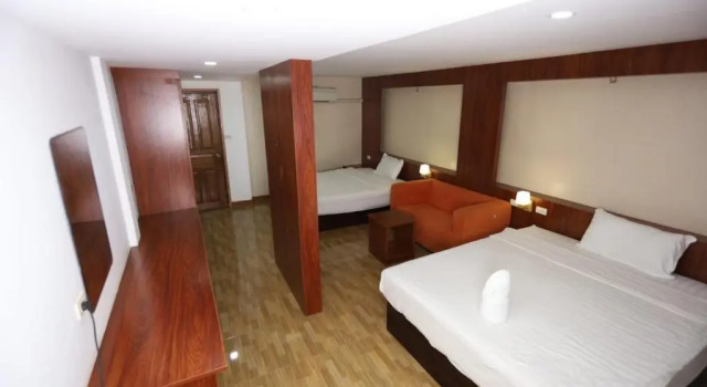 Четырёхместный номер Deluxe Vang Vieng Sky Mountain View Hotel