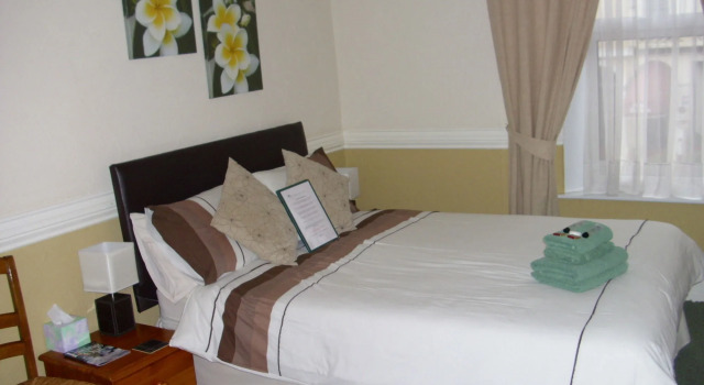 Wayfarer Guest House, Varaa Matkakoti Torquay Devon