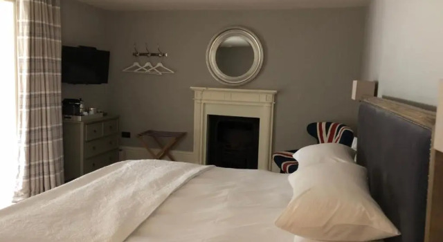 Номер Standard The White House