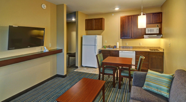 Четырёхместный люкс Best Western Plus Patterson Park Inn