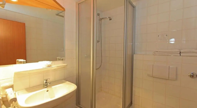 Двухместный номер Economy Hotel NEAR BY