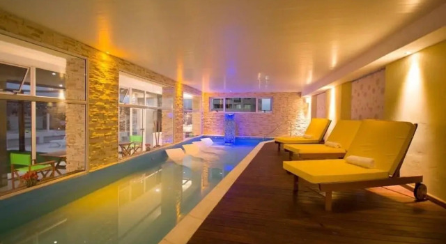 Los Tilos Hotel y Spa by CPH, Забронировать Курортный отель Отели Вилья-Карлос-Пас с бассейном, рядом с Villa Carlos Paz Chair Lift, Бассейн
