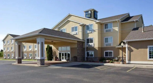 Одноместный номер Standard GrandStay Hotel & Suites Becker