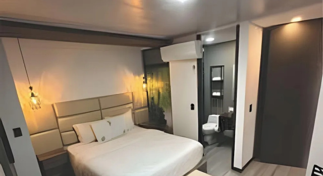 Epic Suite 313 Family Airport 3Room10Pax, Book Apartment Hotels in Risaralda with Parking, Parking