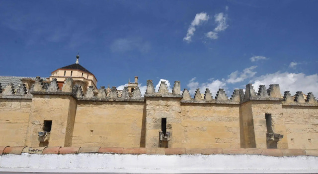 Hostal El Triunfo, Забронировать Отель Кордова Cordoba Province, рядом с Музей боя быков