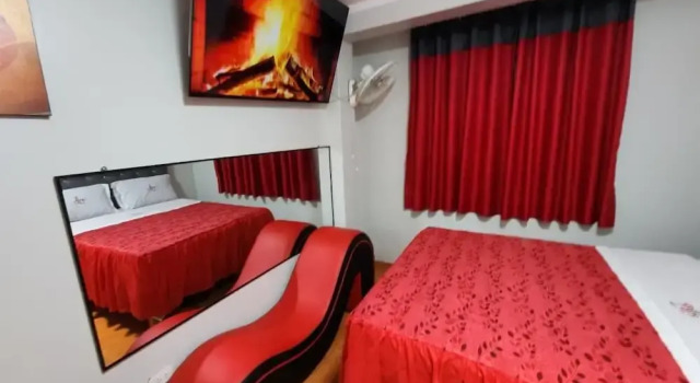 Номер Comfort Visita Lima con excelente ubicación, wifi gratis y vistas en "Hostal Paris"