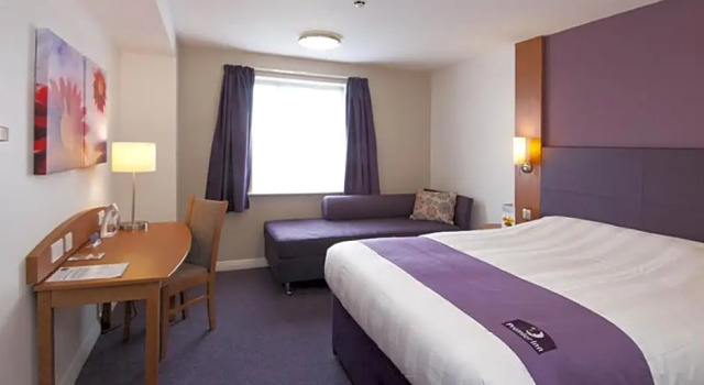 Номер Standard Premier Inn London Stansted Airport