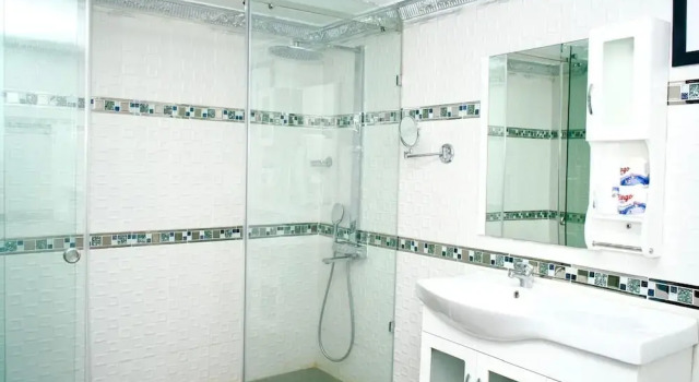 Номер Luxury Hotel pool city