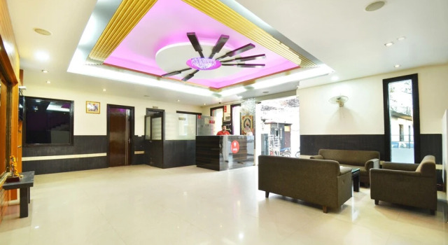 OYO 5026 Preet Hotel, Забронировать Отель Чандигарх Chandigarh Region, рядом с Chandīgarh Train Station