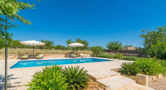 Villa S'estret - Villa With Private Pool. Free Wifi