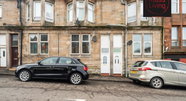 One Bedroom Apartment by Klass Living Serviced Accommodation Coatbridge - Garturk Apartment With Wifi  and Parking