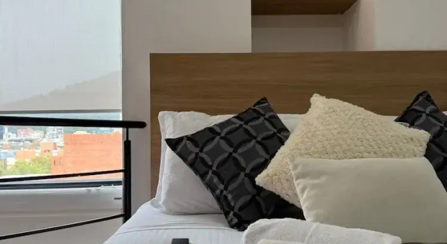 Апартаменты Lovely 1BR Apartment in Chic