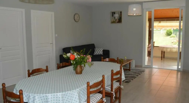 Gîte Braye-Sous-Faye, 4 pièces, 6 personnes - FR-1-381-214, Rezerwuj Hotel Braye-Sous-Faye Centre