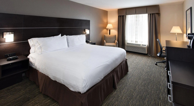 Номер Standard Holiday Inn Express & Suites East Wichita I-35 Andover by IHG