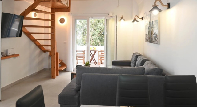 Апартаменты Serenite 2 Bd Santorini Getaway with Sea View