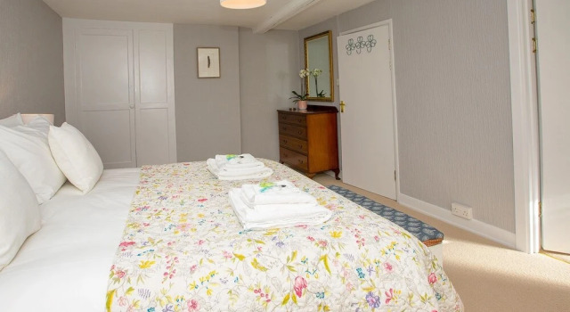 EJs Bed and Breakfast