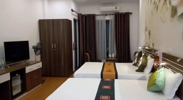 Семейный номер Standard с балконом и с видом на город Friendly Home Hotel