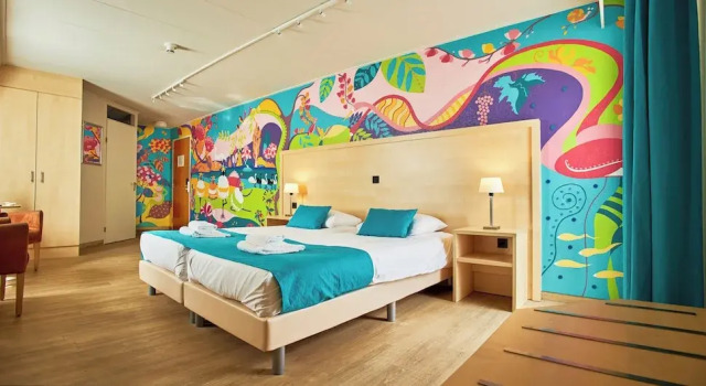 Номер Art by Toyism Kamer Brinkhotel