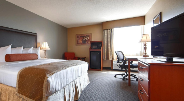 Номер Standard Best Western Plus The Charles Hotel