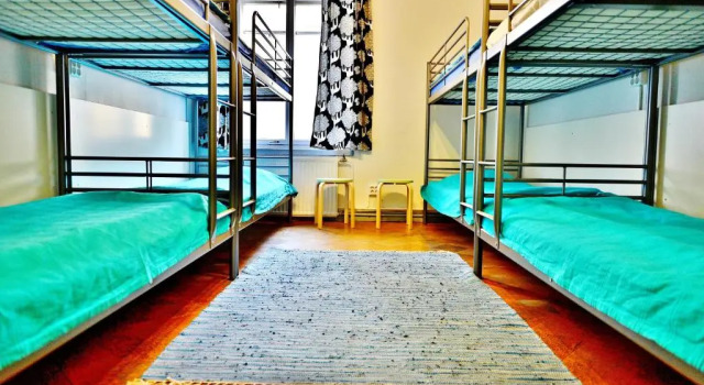 Кровать в общем номере Hostel Diana Park
