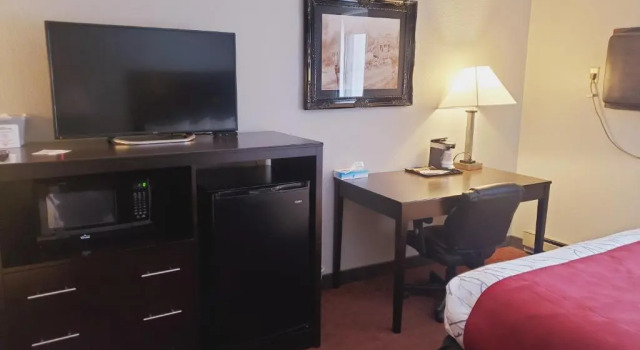 Четырёхместный номер Standard Blackstone Lodge and Suites