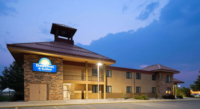 Days Inn & Suites by Wyndham Bozeman