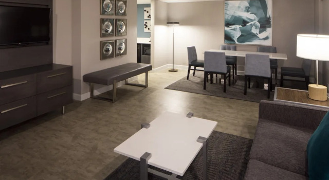 Люкс c 1 комнатой Hotel Indigo Harrisburg - Hershey by IHG