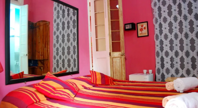 Hostal Colonial Los Balcones, Забронировать Отель Гавана Гавана, рядом с Revolution Museum
