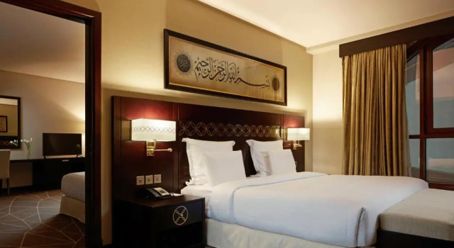 Люкс Executive с видом на город Zamzam Pullman Madina