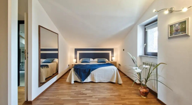Апартаменты 5 MIGLIA APARTMENT la mansarda a Collegno