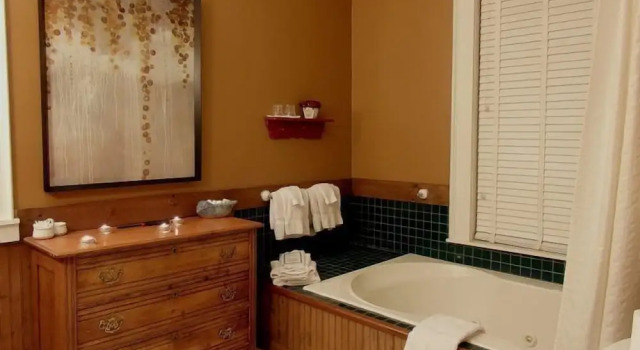 Люкс с балконом Boyden House Inn B&B