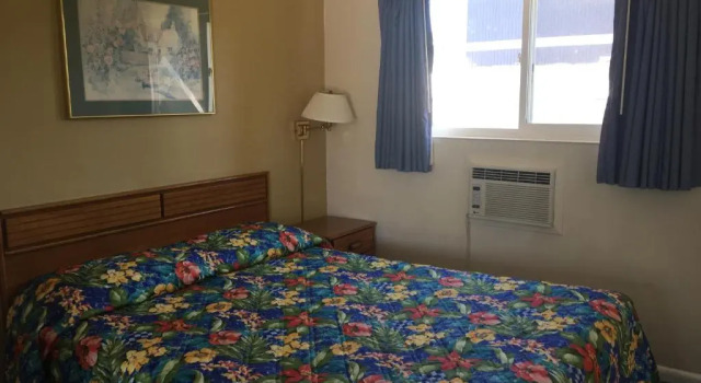 Четырёхместный номер Classic Marco Polo Motel