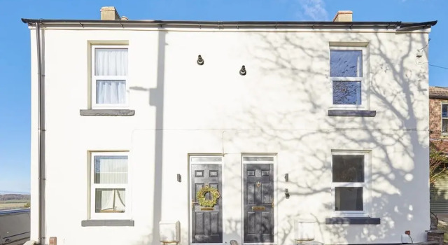 Host Stay Seaview Cottage
