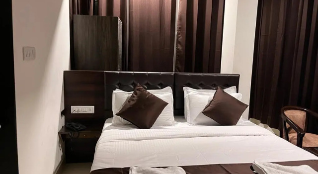 La Mer Beach Resorts, Prenota Hotel Candolim 