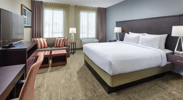 Двухместная студия люкс Walk In Shower Staybridge Suites Anaheim At The Park by IHG