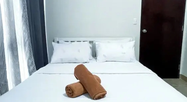 Номер Standard One Madison Towers