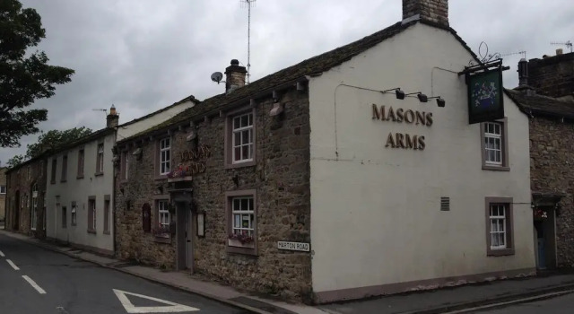Masons Arms, Book Hotel Hoteller i Yorkshire Dales med parkering, Parkering