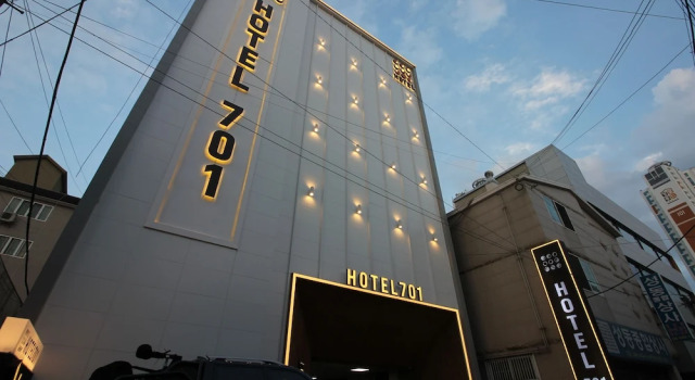 Hotel 701