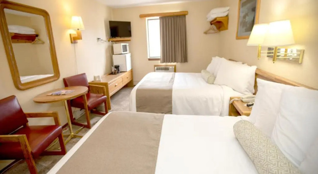 Beartooth Hideaway Inn and Cabins, Book Hotel Hoteller i Red Lodge med parkering, Parkering